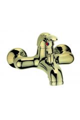 Смеситель для ванны и душа в комплекте с ручным душем и держателем LIRA-VDM-02